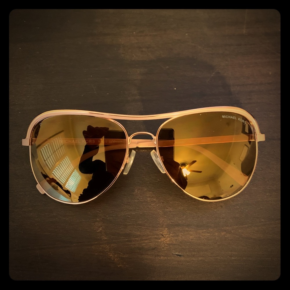 MICHAEL KORS Viviana sunglasses